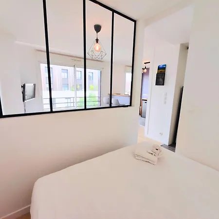 Apartman Saint Ruth - For 2 With Private Parking Lille