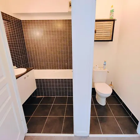 Saint Ruth - For 2 With Private Parking Apartman Lille